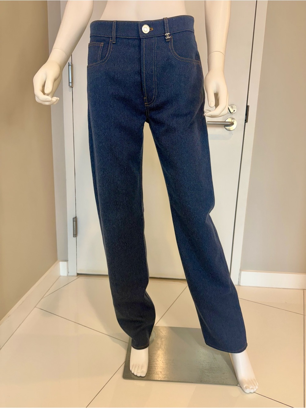 CHANEL 26S Dark Blue Straight-Leg Pants Jeans